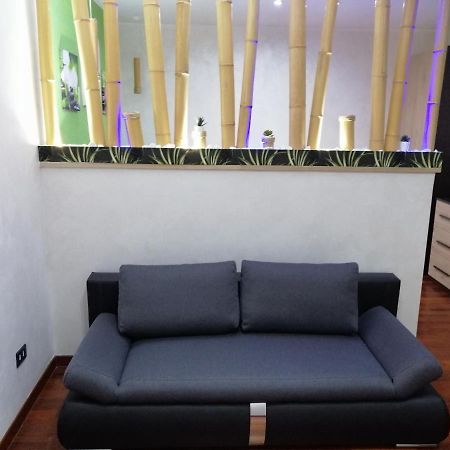 Apartamento Newhouse Dei Mille Bari Exterior foto