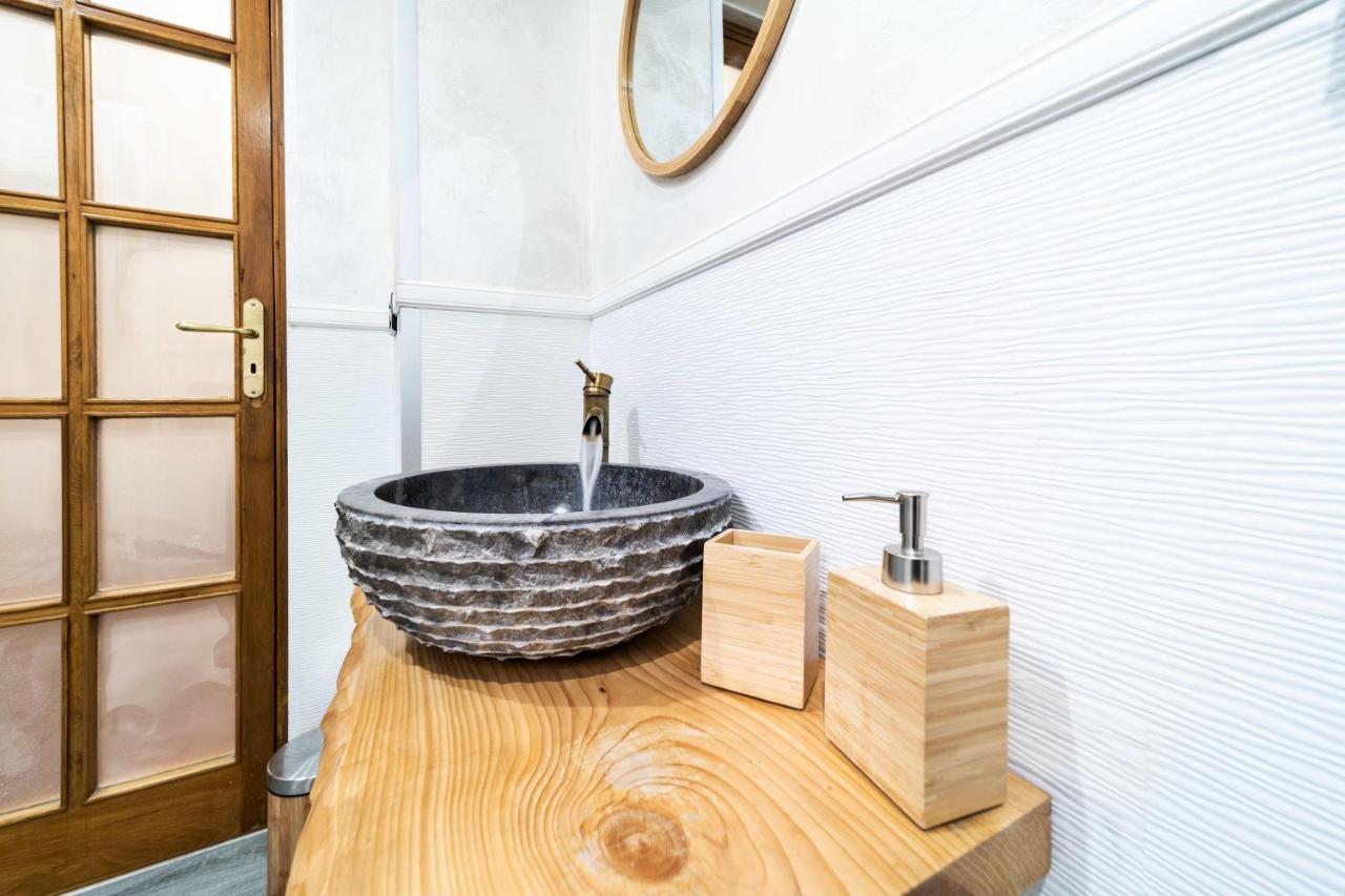 Apartamento Newhouse Dei Mille Bari Exterior foto